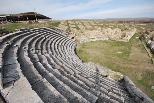 http://www.stobi.mk/upload/Buildings/1.%20The%20Theatre/4A.jpg